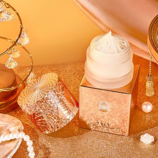 Kem dưỡng da TVLV Whitening Pearl 60g – Dưỡng trắng, ngừa lão hóa, làm mịn và sáng da