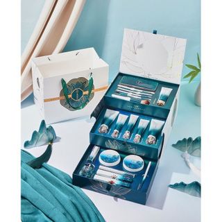 Bộ Quà Tặng Mỹ Phẩm Cao Cấp ADAD 20 Món – Kem Dưỡng, Son, Phấn, Sữa Rửa Mặt, Full Set Trang Điểm & Chăm Sóc Da
