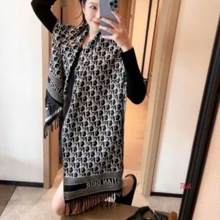 Khăn choàng dạ giữ ấm