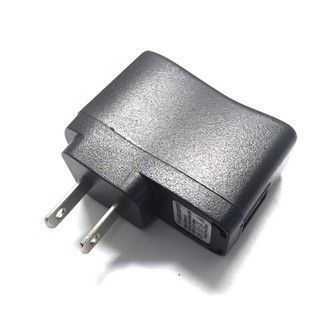 Cốc Sạc_ Cục Sạc Màu Đen Báo Đèn Khi Đầy