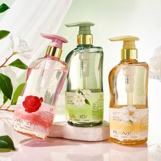 Sữa Tắm Nuwjon Hương Nước Hoa Cao Cấp 550ml (Hoa Hồng, Nhài, Mộc Lan)