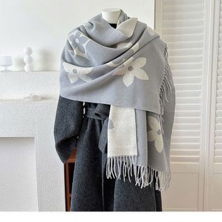 Khăn dạ quàng giữ ấm mùa đông