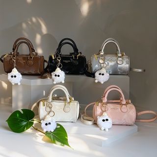 TÚI XÁCH NỮ VÂN BÓNG TẶNG CHARM GẤU SIÊU ĐÁNG YÊU W720 - WINNIE HOUSE
