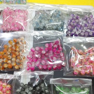 Gói 50 hạt xõ chuỗi 8li đá tuyết
Giá sỉ 15k/ 1 gói
Có các màu như hình nha