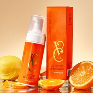 Sữa Rửa Mặt Tạo Bọt Vitamin C Nuwjon – Làm Sạch Sâu, Sáng Da, Ngừa Mụn, Dưỡng Ẩm Da Mịn Màng
