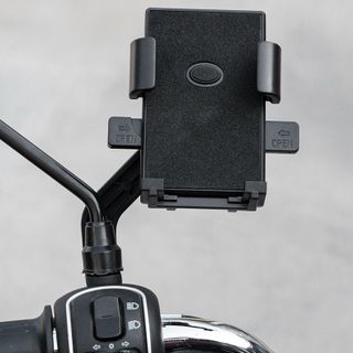 Giá đỡ điện thoại gắn xe máy