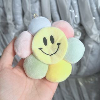 Áo khoác nỉ dành cho nữ dây kéo phao, logo thêu STAYKIND LOVE MORE