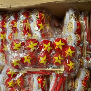 Lồng đèn trung thu mẫu ngôi sao vàng đỏ ( T600 )