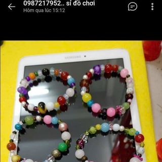 Sale 60 chuỗi đeo tay đủ mẫu ngẫu nhiên chỉ 6k 1 chuỗi