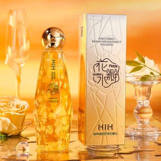 Nước Hoa Hồng HIH Petal Water 300ml – Dưỡng Ẩm, Dịu Da, Se Khít Lỗ Chân Lông, Căng Bóng Tự Nhiên