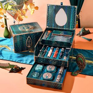 Bộ Trang Điểm HIH 18 Món Cao Cấp – Son, Phấn, Mascara, Phụ Kiện Đầy Đủ, Thiết Kế Sang Trọng Làm Quà Tặng