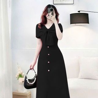 Đầm xoè nơ phối nút cực xinh thiết kế sang trọng hàng cao cấp Sk756932