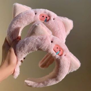 Bờm tóc bó tóc sang trọng màu hồng đáng yêu heo con