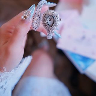 MÓN QUÀ 20/10 ĐỒNG HỒ NỮ CHÍNH HÃNG BRIDETALK MEDUSA ĐÍNH PHA LÊ FULLBOX