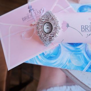 MÓN QUÀ 20/10 ĐỒNG HỒ NỮ CHÍNH HÃNG BRIDE TALK ĐÍNH PHA LÊ CHIẾC LÁ FULLBOX