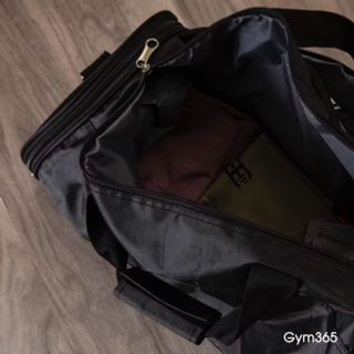 Túi thể thao Gymshark tập gym, có ngăn đựng giày riêng biệt. Đựng quần áo, đồ dùng cá nhân