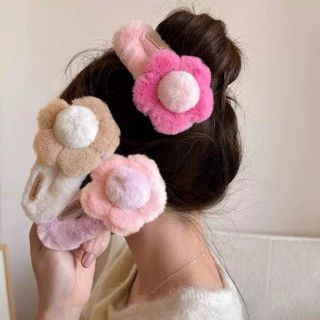 Kẹp mỏ vịt lớn hình bông hoa nữ tính thanh lịch