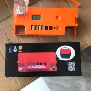 Bộ chuyển đổi nguồn điện bình Acquy 12V thành sạc dự phòng 5V2A có đèn led chiếu sáng với màn hình hiển thị dung lượng