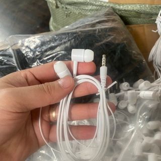 TAI NGHE D21 CHÂN TRÒN 3.5MM