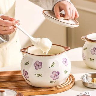 HỦ SỨ ĐỰNG MỠ CÓ NẮP KÈM MUỖNG 1400ML CÓ TAI CẦM