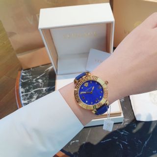 ĐỒNG HỒ NỮ CAO CẤP VẺRSEC MEDUSA DÂY DA MẶT TRÒN VÂN TIA