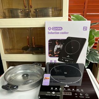 Bếp từ Gropa kèm nồi