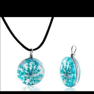 Dây chuyền mặt đá ép hoa khô dây da