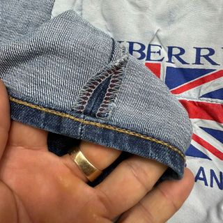 Quần jean dài. Co giãn, vải dày  Phom slim ( ống 17 size 29 )