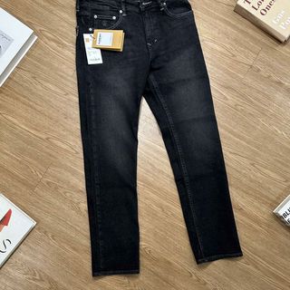 Quần jean dài. Co giãn, vải dày  Phom slim ( ống 17 size 29 )