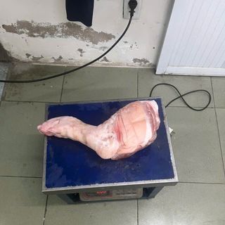 Chân giò SAU nguyên cái tươi câp đông 1kg