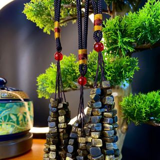 Dây treo ô tô trầm hương phong thủy Kì Hải Nam treo xe hơi, nặng 10-12g thơm sống mạnh dầu đen 119