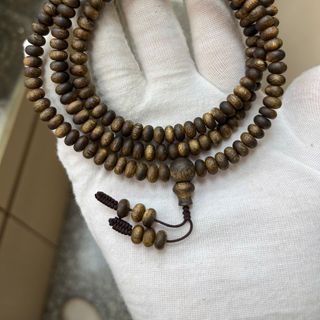 Vòng tay trầm hương Kỳ Hải Nam hạt nút tròn - hạt bàn tính chuỗi 168 hạt 6li đẹp dầu nặng gram 049