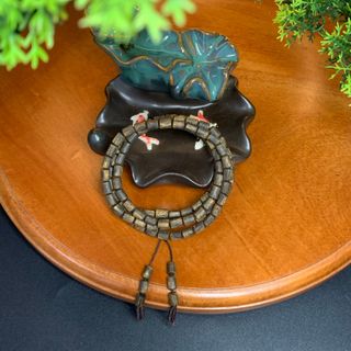 Vòng tay trầm hương Kỳ Hải Nam chìm nước đốt trúc đều hạt 5li nặng 14g đeo tay cuốn 4 vòng đeo cổ 048