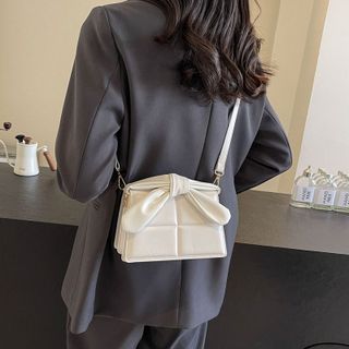 TÚI DA TRƠN TRẦN CHỈ, THANH LỊCH PHỐI NƠ SANG TRỌNG W577 - WINNIE HOUSE