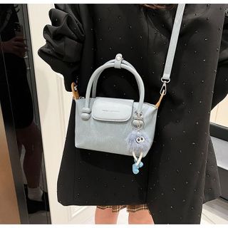 TÚI XÁCH NỮ W579 – DA LOANG CỰC XINH KÈM QUẢ BÔNG - WINNIE HOUSE