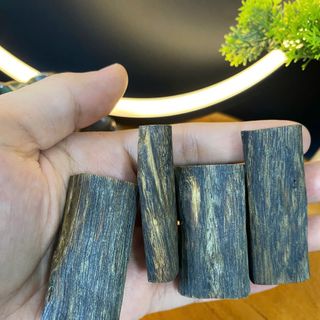 [LIVE] Mặt dây chuyền thô Kì Hải Nam dầu cận chìm đen dầu 8-9g 123