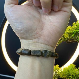 [LIVE] Vòng tay trầm hương Kì Hải Nam chìm nước 9li nặng 10g đen dầu 038