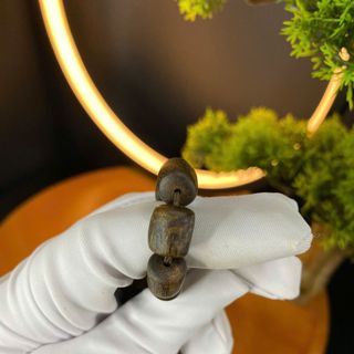 Vòng tay trầm hương chìm nước đốt trúc thô Kì Hải Nam 6-9mm dầu đen thơm sống 024