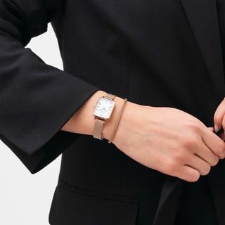 ĐỒNG HỒ NỮ CAO CẤP DANIEL W DÂY LƯỚI MẶT CHỮ NHẬT LA MÃ FULLBOX