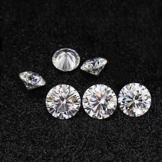 HỘT XOÀN MỸ MOSSANITE CÓ GIẤY KIỂM ĐỊNH GRA CÓ SẴN ĐỦ LY