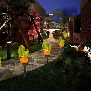 ĐÈN NĂNG LƯỢNG MẶT TRỜI CHỐNG NƯỚC HOẠ TIẾT DỨA, XƯƠNG RỒNG