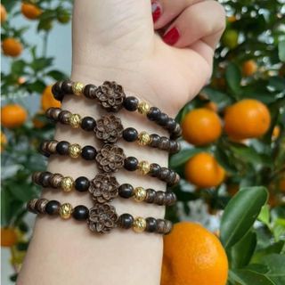 Vòng sánh chìm đeo tay nữ mix charm hoa sen bi mạ vàng 6mm 8mm mùi thơm thanh dịu nhẹ nhàng 007