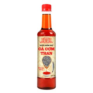 [Date mới] 01 Chai Nước mắm nhỉ cá cơm than Làng Chài Xưa 525ml sánh đặc thịt cá 300 năm truyền thống