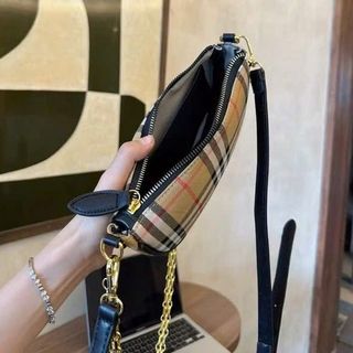 TÚI KẸP NÁCH ĐEO CHÉO HỌA TIẾT KẺ VỪA ĐIỆN THOẠI W590 – TRENDY VÀ THANH LỊCH - WINNIE HOUSE