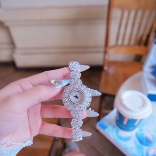 ĐỒNG HỒ NỮ CHÍNH HÃNG MỚI NHẤT FUNMEI F3902 HOA MAI  FULL ĐÁ ĐI KÈM TEM KÍCH HOẠT ĐIỆN TỬ