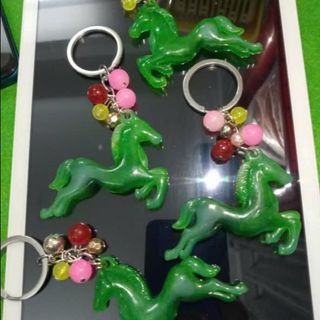 Móc khóa ngựa mẫu như hình nha