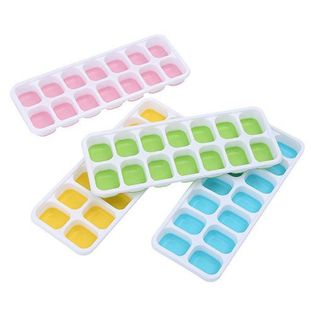 8%  Khay làm đá hình Vuông đế mềm bằng silicon - có nắp - 14 viên
