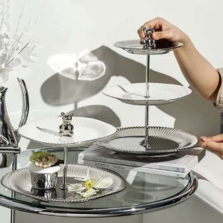 KHAY 3 TẦNG SỌC NANO (THÙNG 32C)