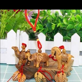 Dây treo phong thủy mẫu mới hình ngựa, lạc đà, được chọn mẫu