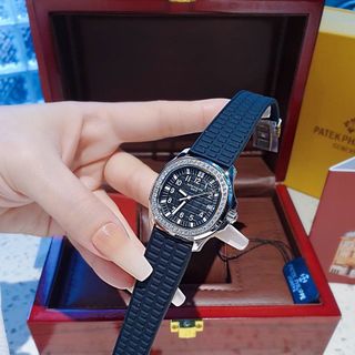 ĐỒNG HỒ NỮ CAO CẤP FATEK NAUTILUS MẶT VUÔNG VIỀN HỘT DÂY CAO SU